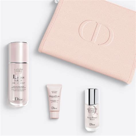 Capture Totale Dreamskin : rituel créateur de peau parfaite 